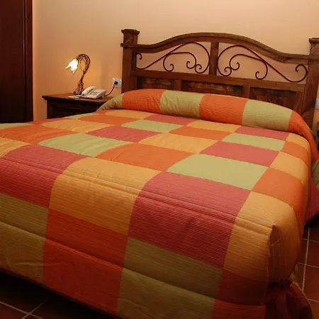 Rural Los Chaparros Hotel *