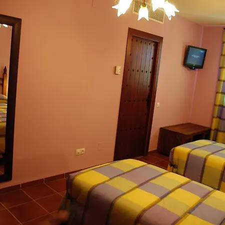 Hotel Rural Los Chaparros Freila